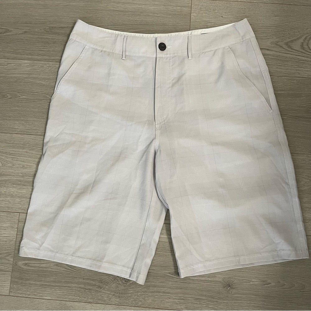 BKE Athletic Fit Silver Plaid Shorts 33